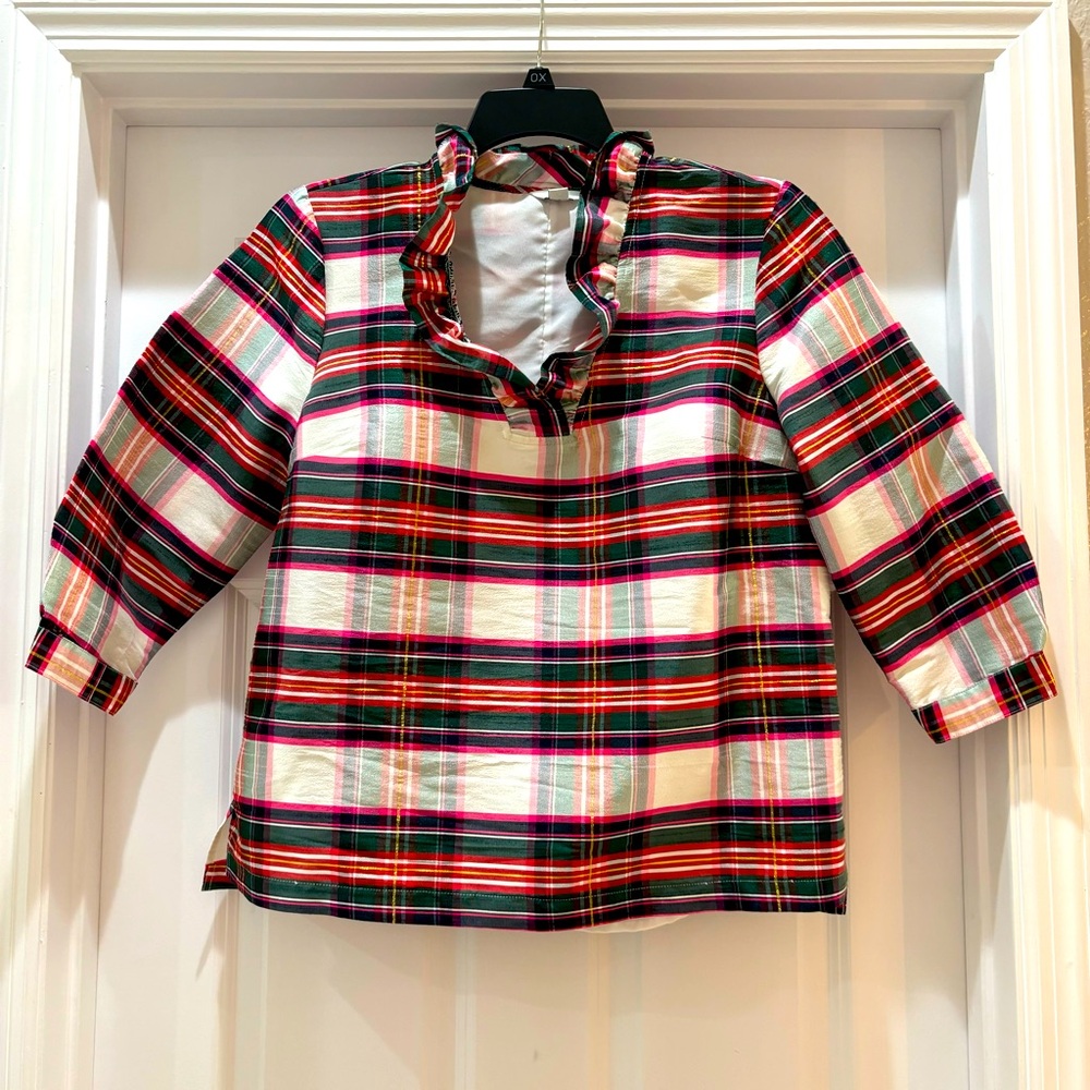EUC Crown & Ivy Holiday Plaid Shirt M